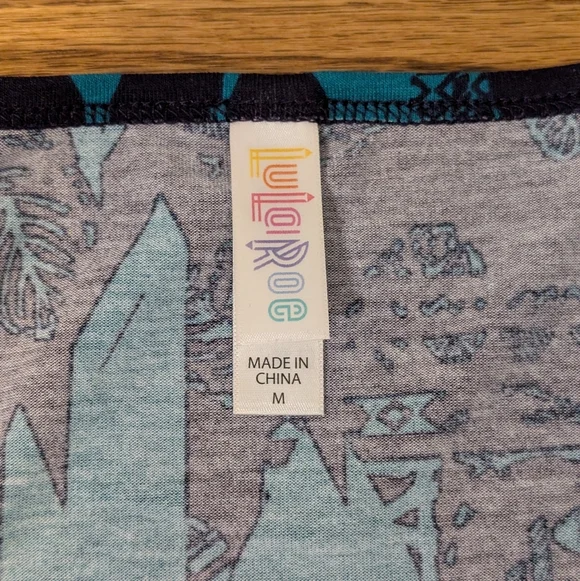 LuLaRoe Women's Perfect Tee Blue & Teal Abstract Floral Short Sleeve Top Size M - Picture 2 of 6